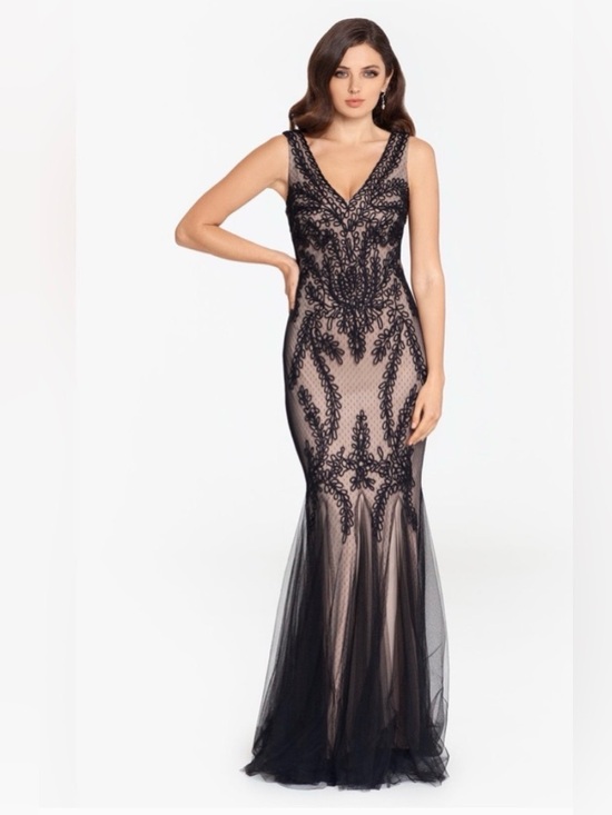 Cachet Dresses & Skirts - Cachet Embroidered Tulle Mermaid Gown-Size 8-NWOT